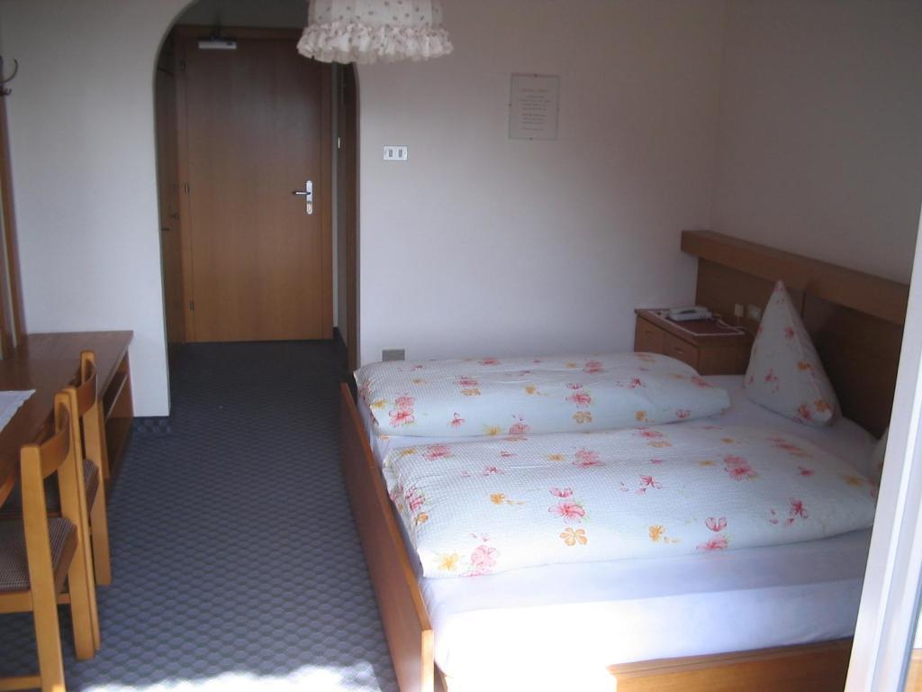 Hotel Elisabeth Мерано Экстерьер фото